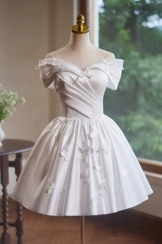 files/Elegant-Satin-Butterfly-and-Bow-Appliques-Off-The-Shoulder-Short-Homecoming-Dresses-1.jpg