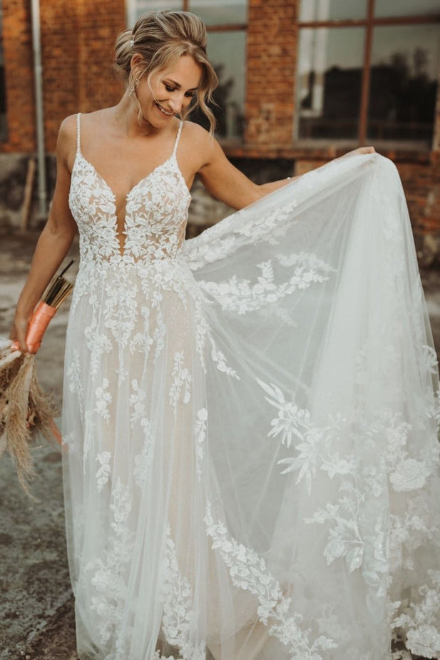 A-line V Neck Tulle Lace Wedding Dress N128
