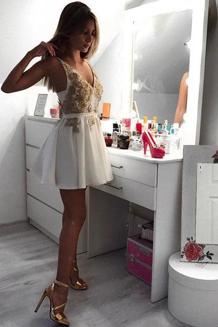 V-Neck Short Prom Dress Ivory Satin Homecoming Dress with Gold Appliques H1240