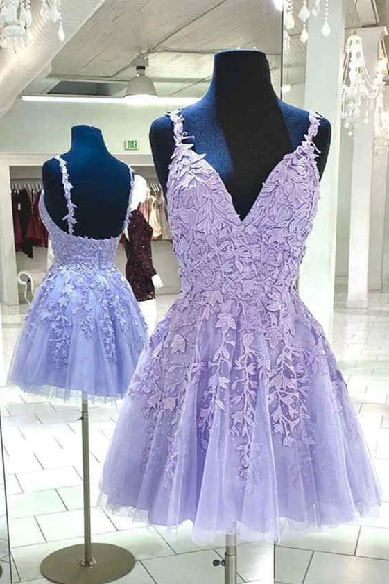 A-line Straps Lace Appliques Tulle Homecoming Dresses