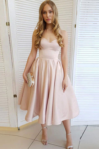 Elegant A-line Sweetheart Satin Short Prom Dress