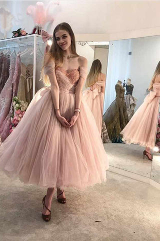 products/Princess_Ball_Gown_Pink_Tulle_Off_the_Shoulder_Lace_up_Homecoming_Dresses_with_Bowknot_H1228-2.jpg