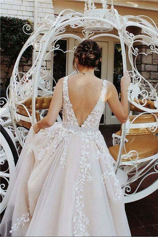 products/Unique_V_Neck_Tulle_Lace_Wedding_Dress_Tulle_Ball_Gown_Prom_Dress_With_Appliques_PW538-1.jpg
