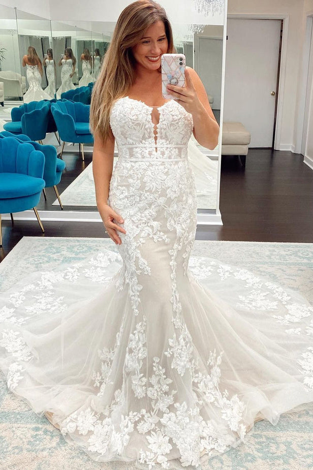 Mermaid Strapless Lace Appliques Plus Size Wedding Dresses N053